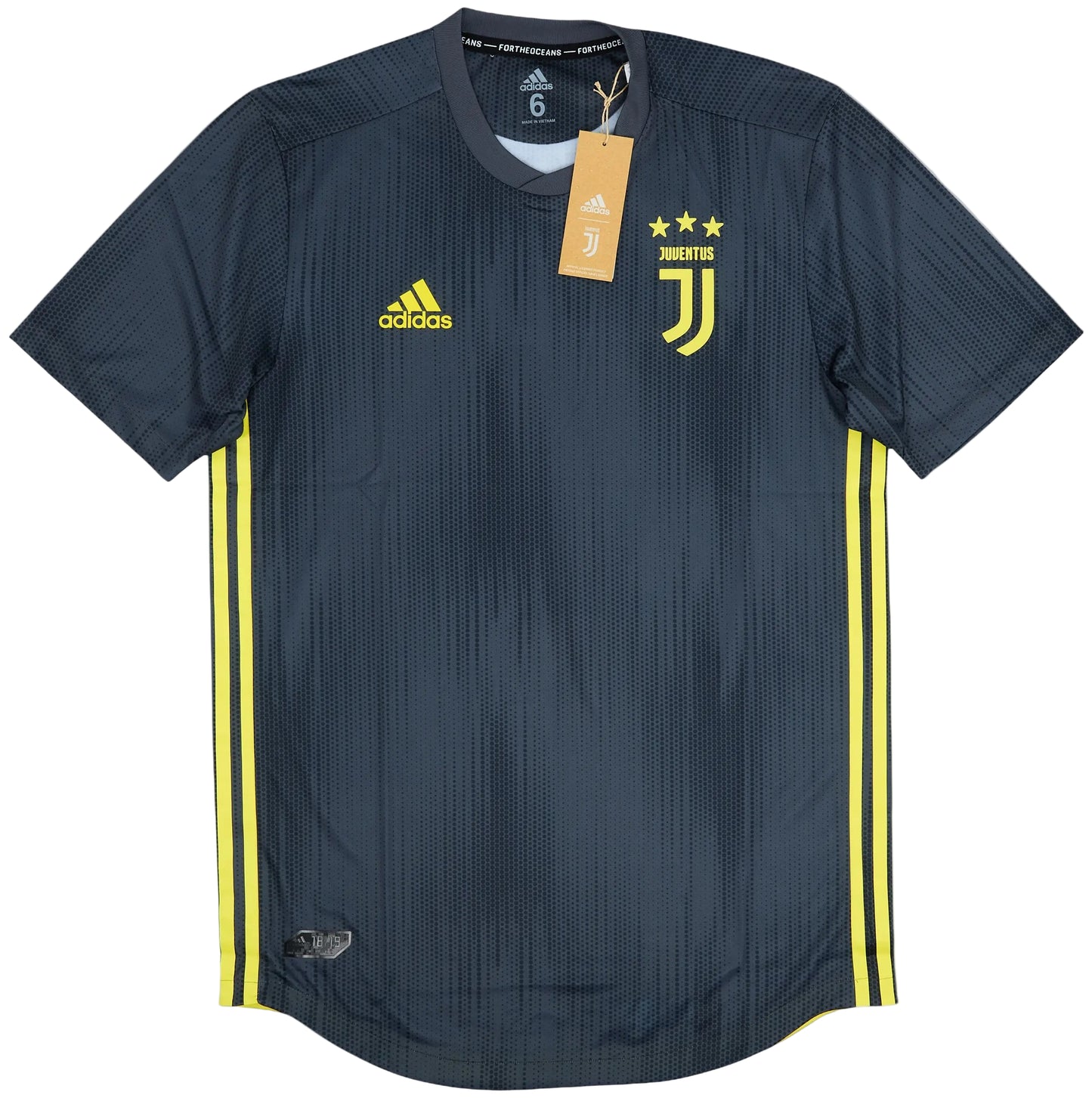 Black sports jersey with yellow accents and Adidas and Juventus logos on a white background