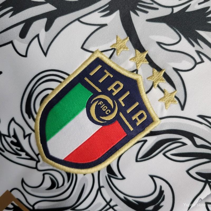 Italy Versace Jersey White Special Kit