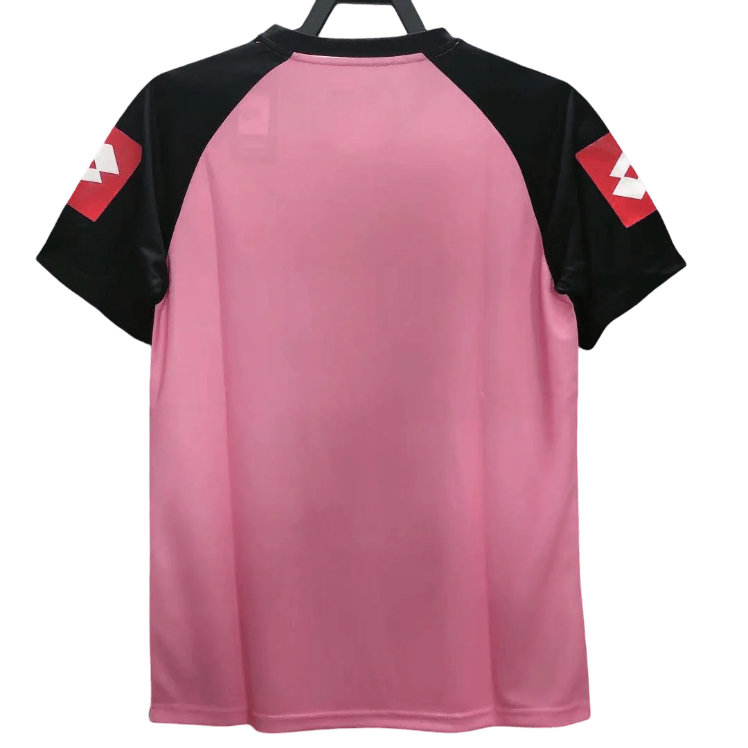 Juventus 2002/2003 Pink Goalkeeper Jersey Retro Jersey