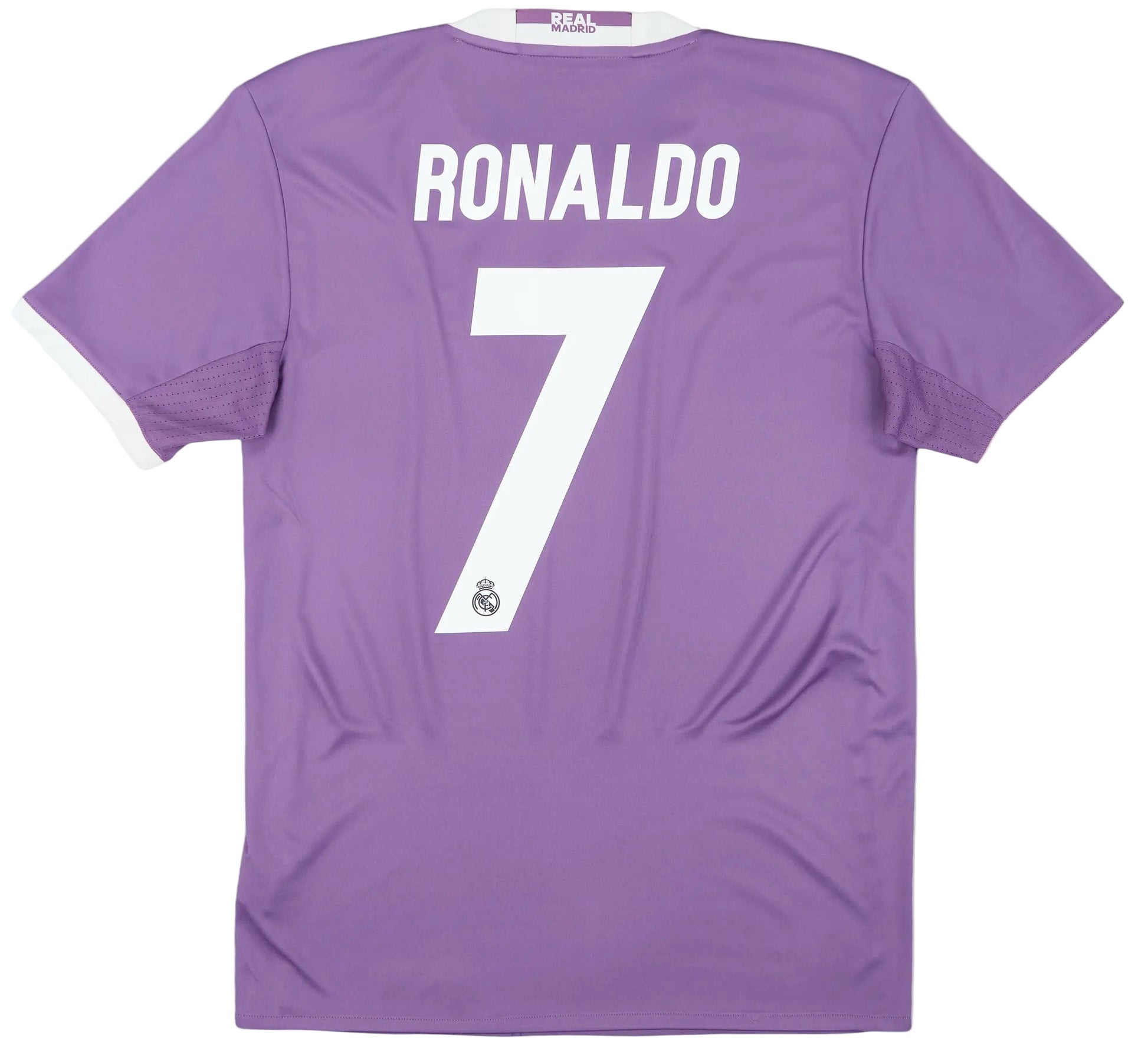 Purple sports jersey with 'RONALDO' and number '7' on a white background