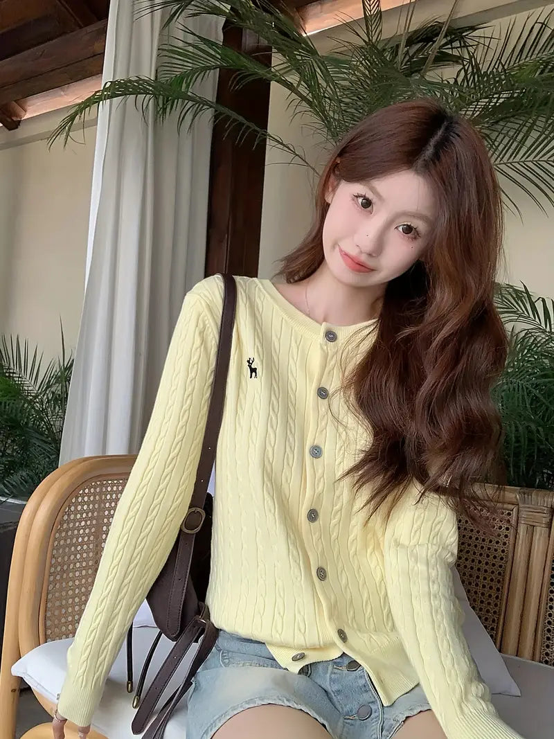 Womens-Petite-Korean-Japanese-Style-Slim-Fit-Cable-Cardigan-2.webp