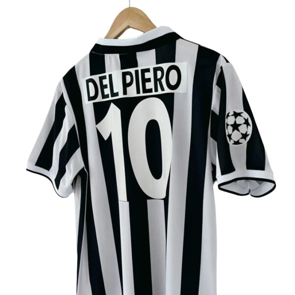 RetroJuventusShirt1996-97Home2-1 Juventus Home Jersey 1996/97 Alessandro Del Piero Jersey